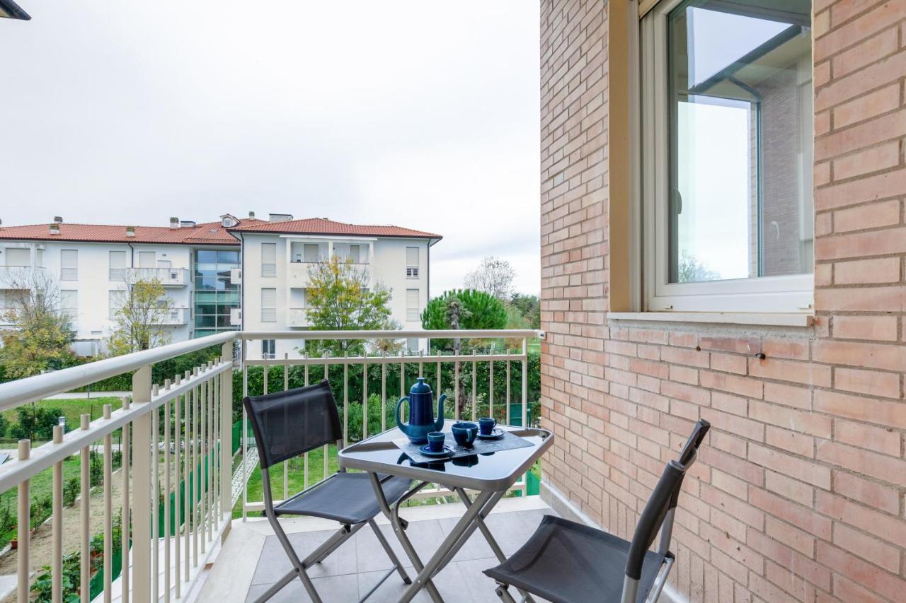 Seaside Flat With Swimming Pool And Private Parking Διαμέρισμα Calambrone Εξωτερικό φωτογραφία
